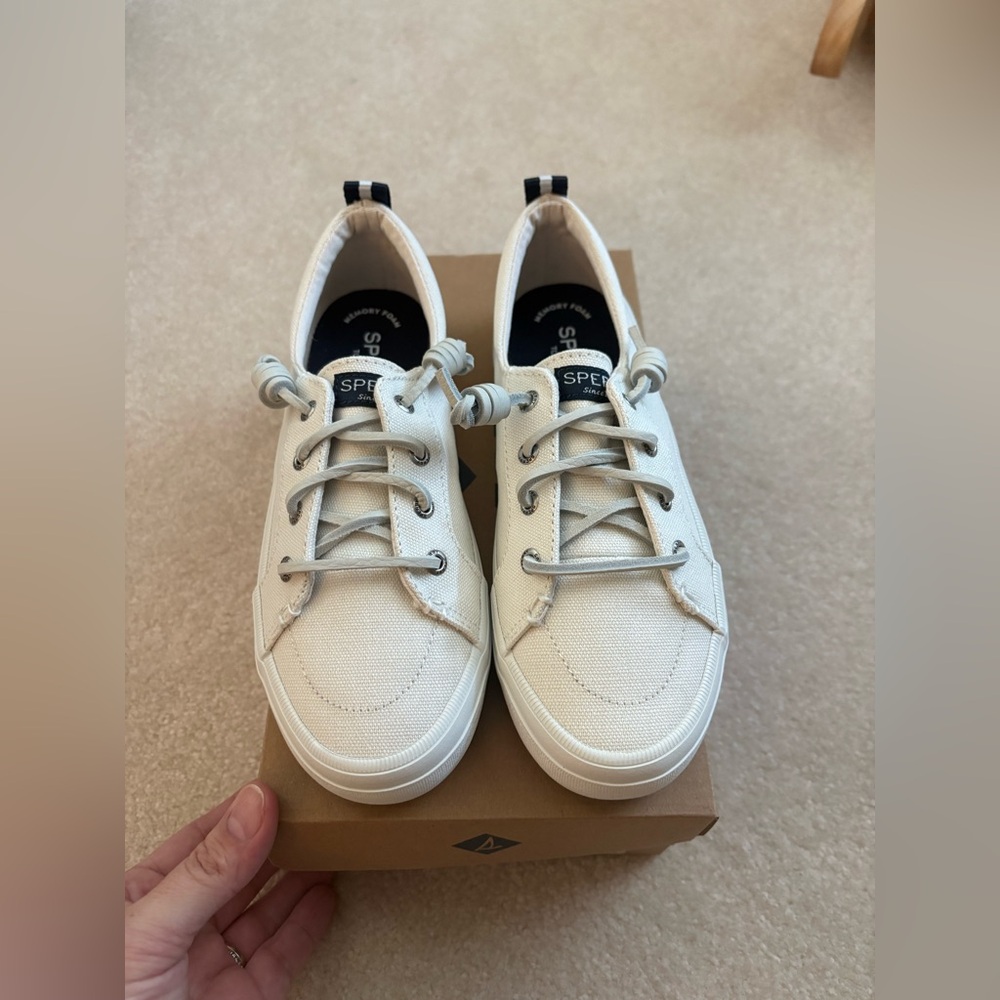 Sperry White Crest Vibe Sneaker - Picture 2 of 7